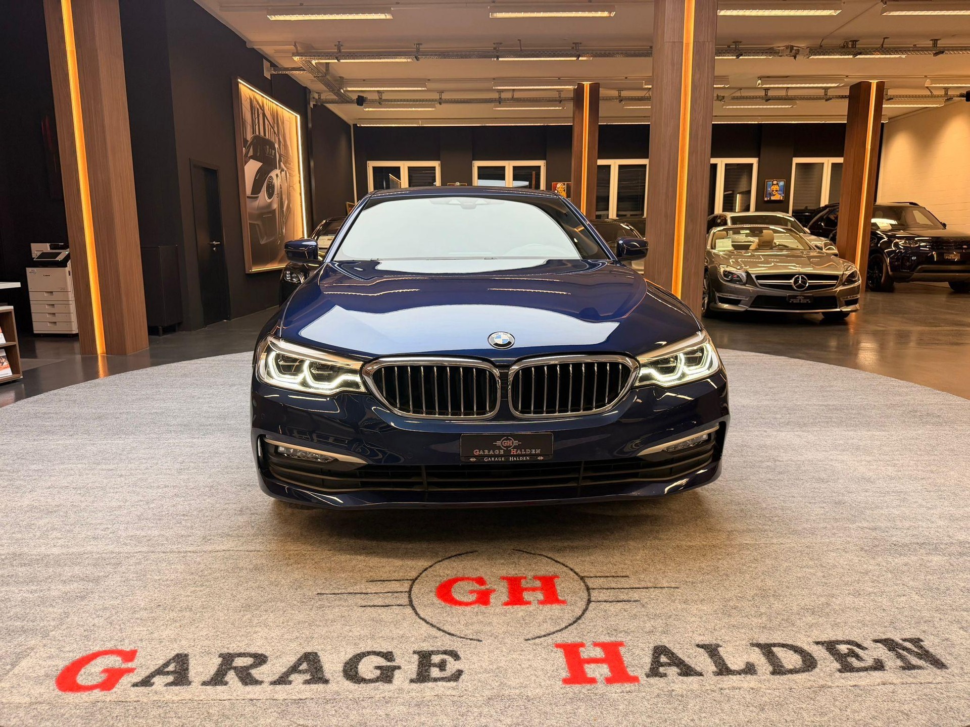 BMW 530i xDrive-image-1