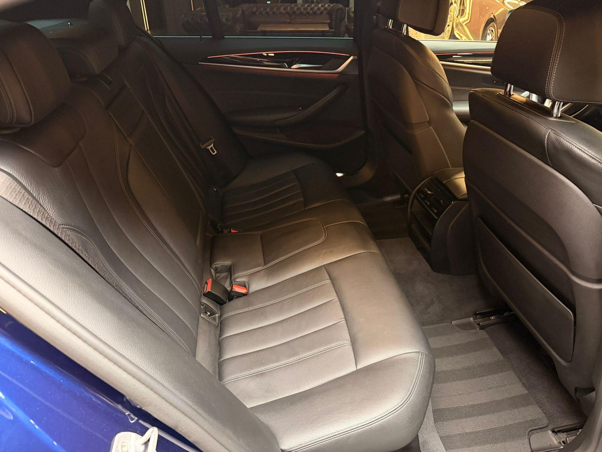 BMW 530i xDrive-image-17