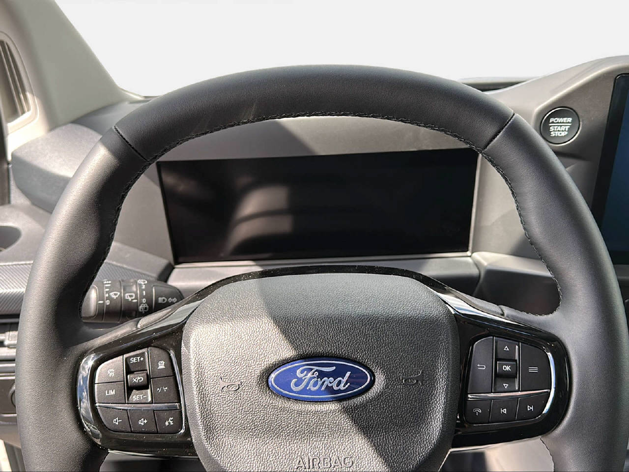 FORD Transit Custom Van 320 L1 2.0 EcoBlue 136 Trend-image-10