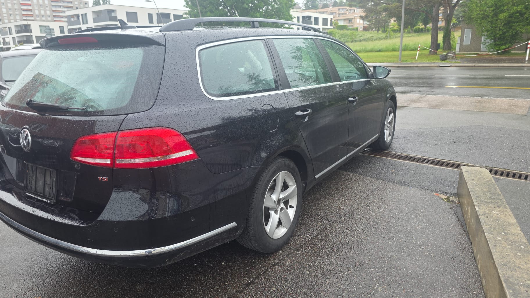 VW Passat Variant 1.8 TSI Comfortline DSG-image-3