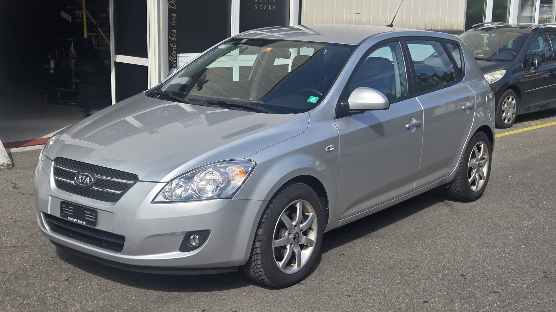 KIA Cee'd 2.0 16V Trend-showroom-element-1