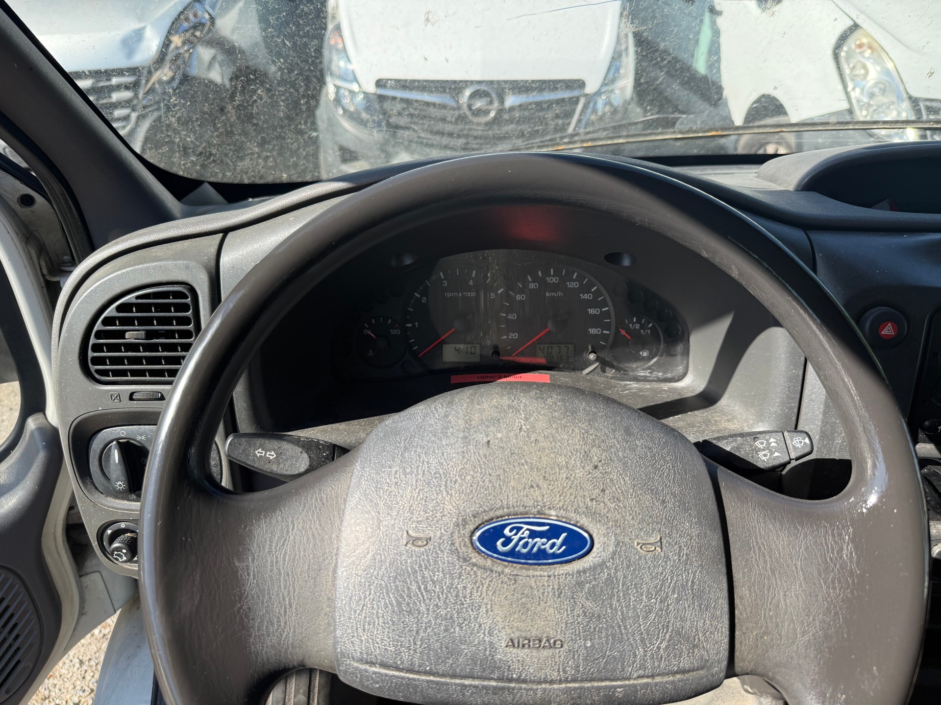 FORD Transit 2.0TD 280 S Combi-image-10