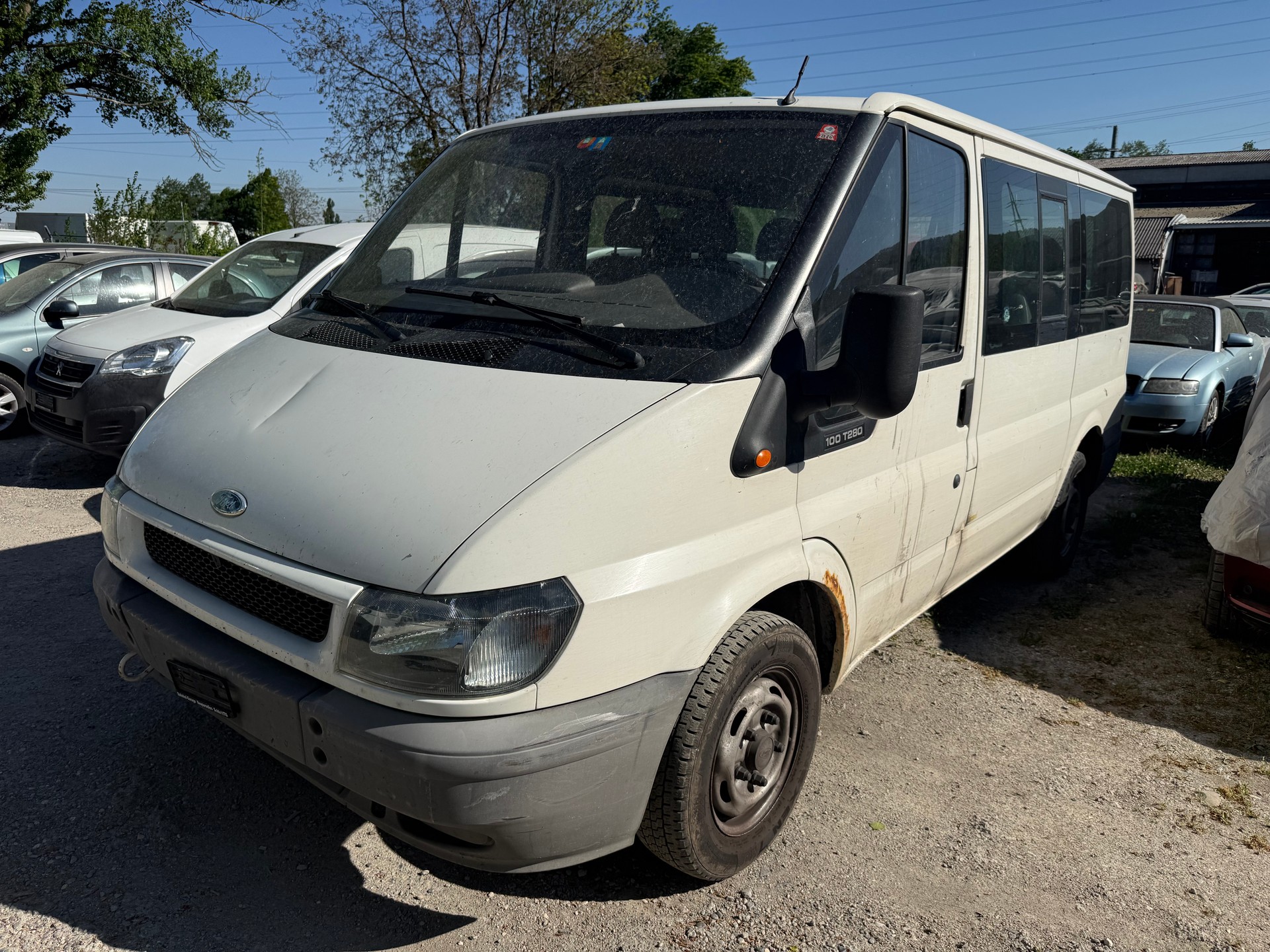 FORD Transit 2.0TD 280 S Combi-image-2
