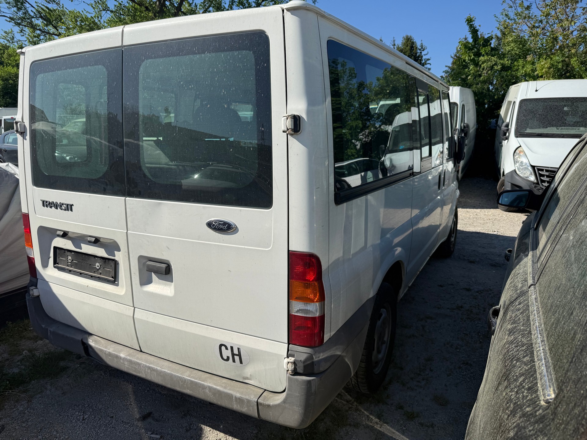 FORD Transit 2.0TD 280 S Combi-image-5