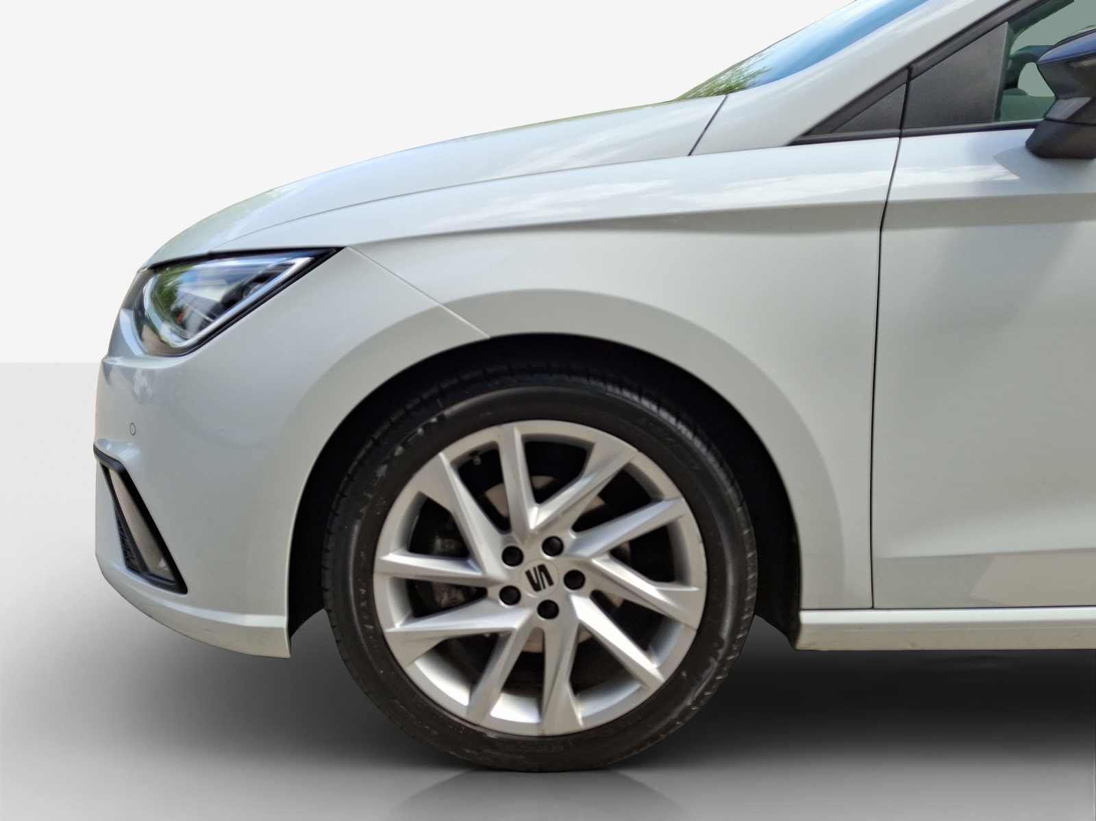 SEAT Ibiza 1.0 EcoTSI Hola FR DSG-image-13