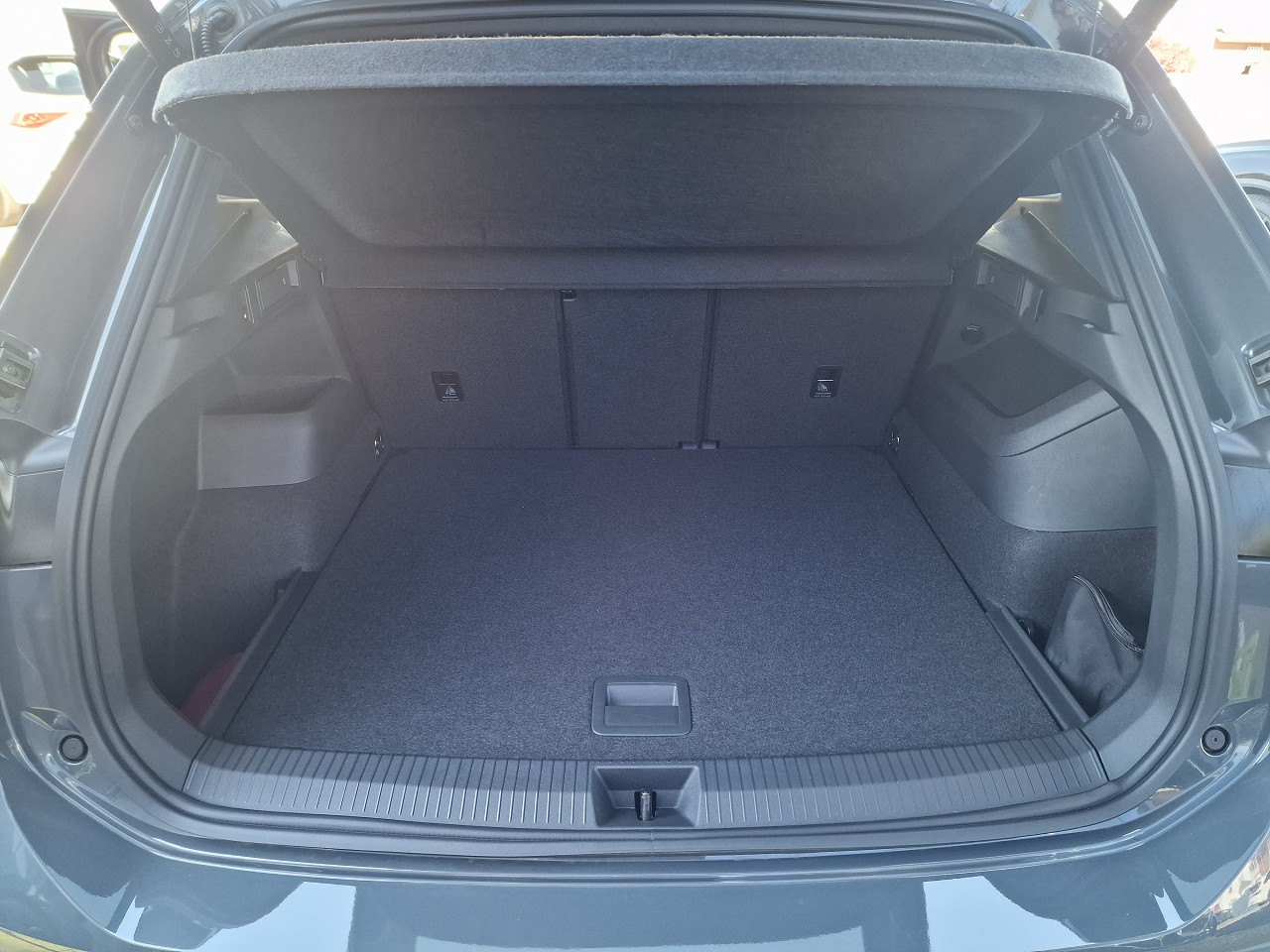 VW Tiguan 2.0 TSI DSG R-Line 4Motion-image-29