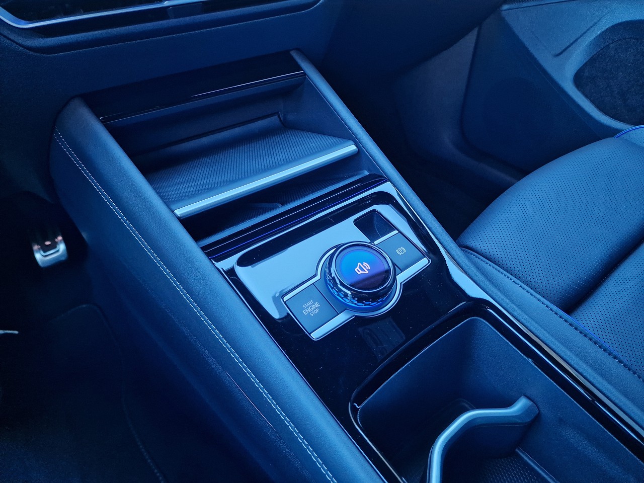 VW Tiguan 2.0 TSI DSG R-Line 4Motion-image-26