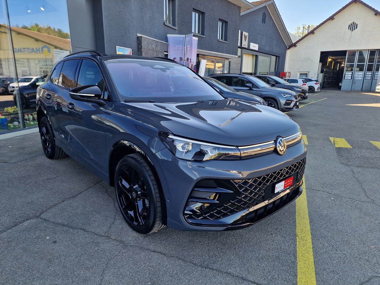 VW Tiguan 2.0 TSI DSG R-Line 4Motion-image-7