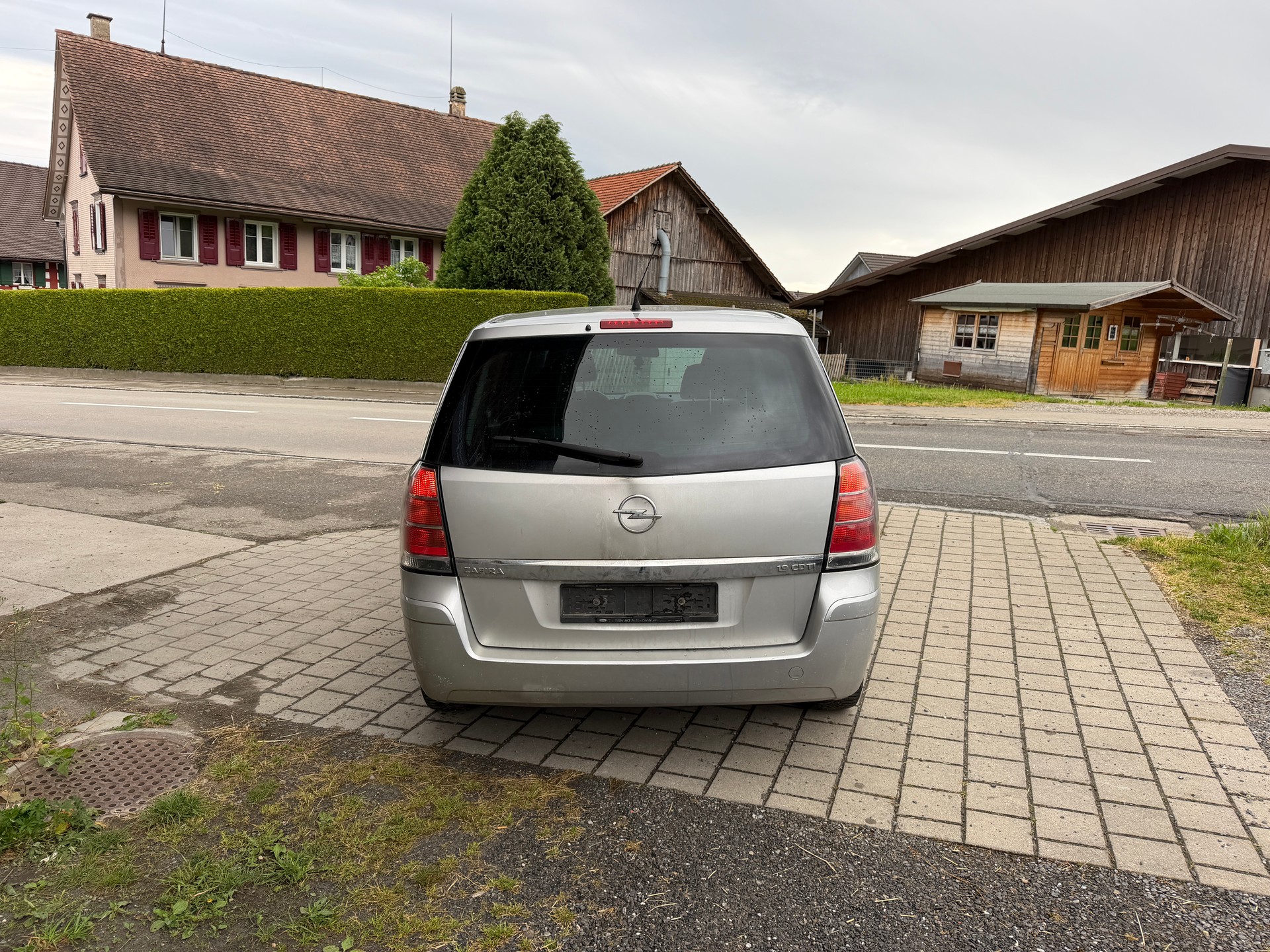 OPEL Zafira 1.9 CDTI Enjoy Automatic-image-4
