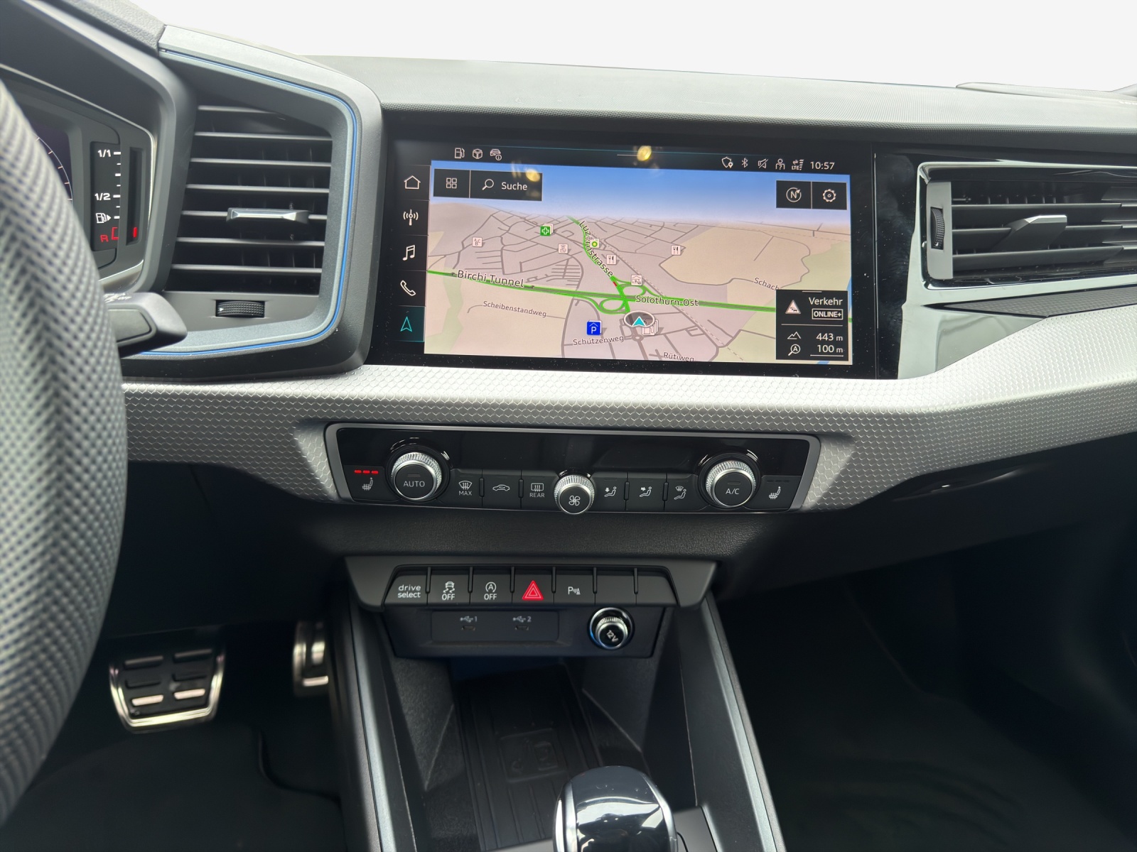 AUDI A1 Sportback 30 TFSI S Line Attraction S-tronic-image-8