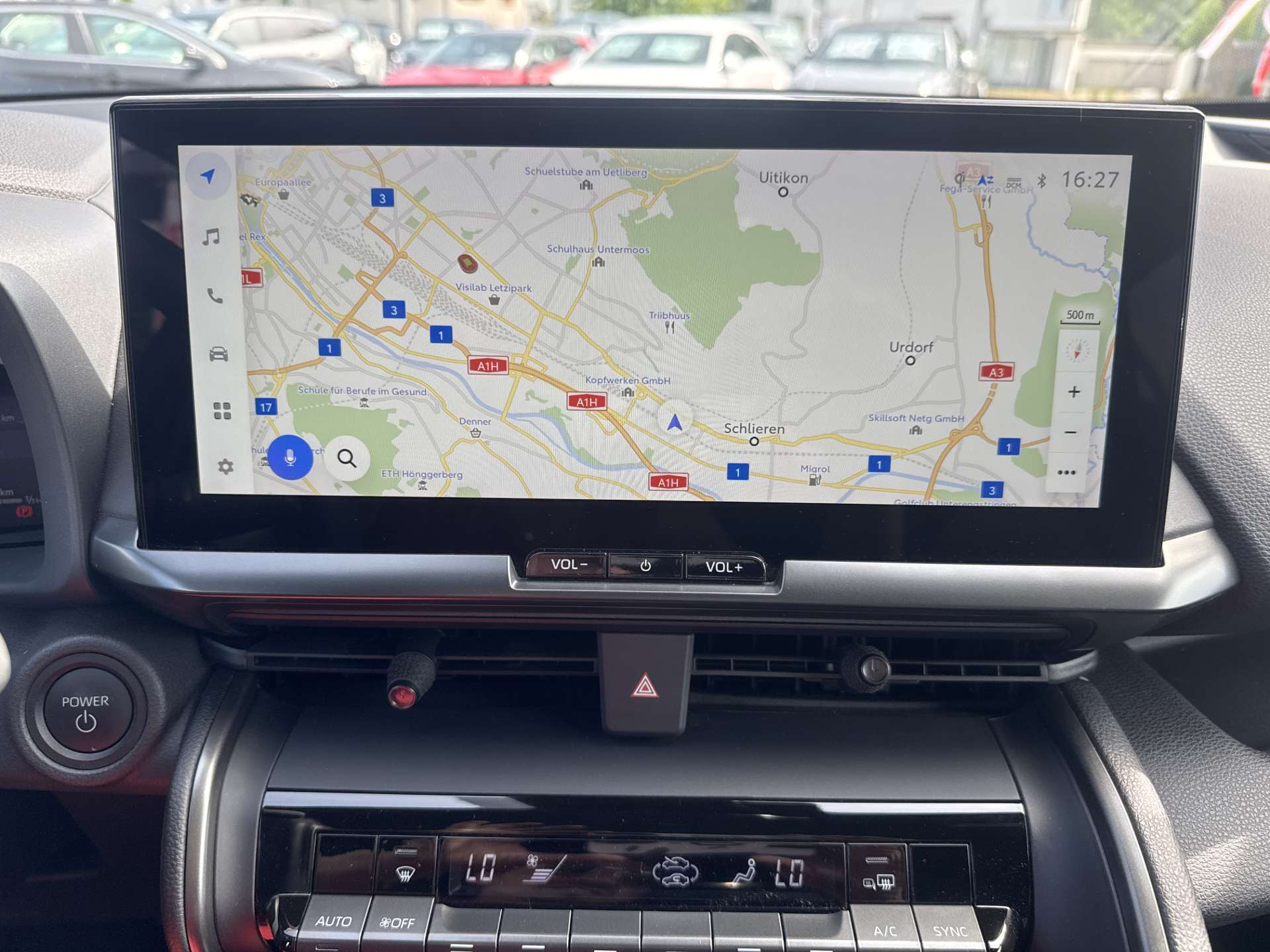 TOYOTA C-HR 2.0 HSD Trend CVT-Automat-image-1