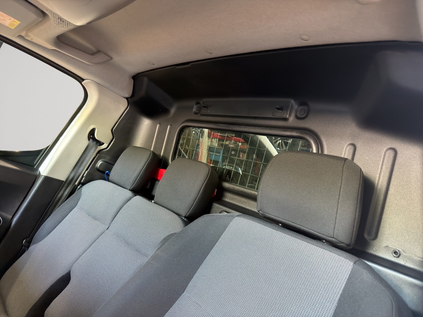 PEUGEOT Partner 1.5HDi s/sPr.EAT8-image-13