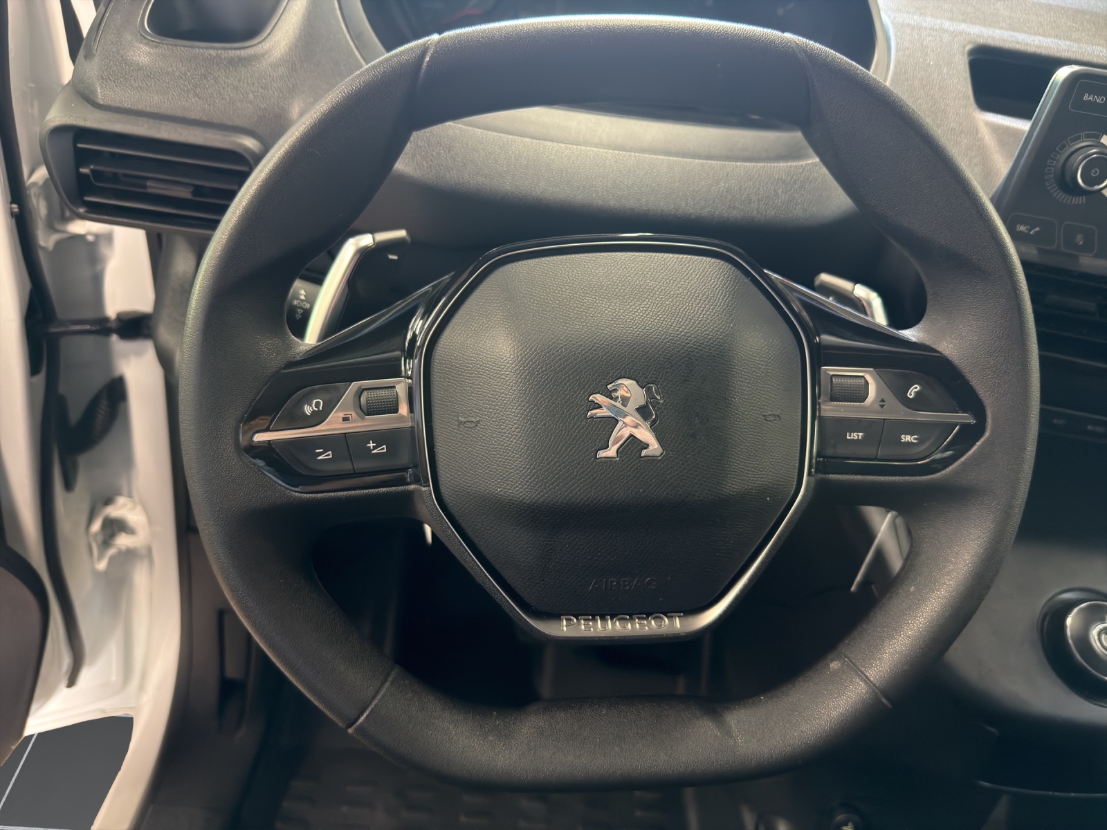 PEUGEOT Partner 1.5HDi s/sPr.EAT8-image-10