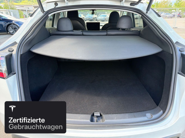 TESLA Model Y Performance-image-15