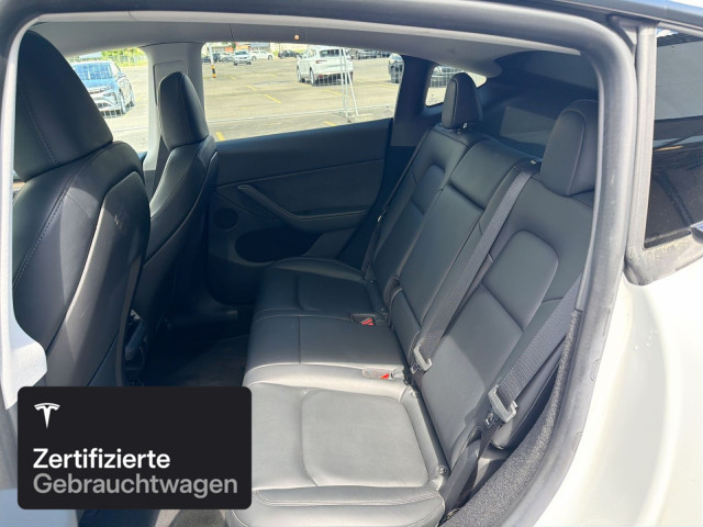 TESLA Model Y Performance-image-13