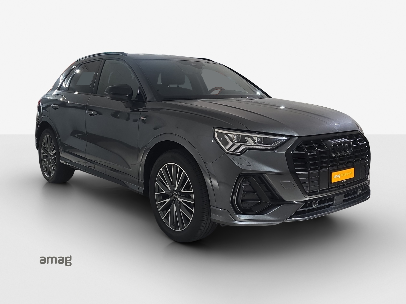 AUDI Q3 Sportback 40 TFSI S line quattro S-tronic-image-5