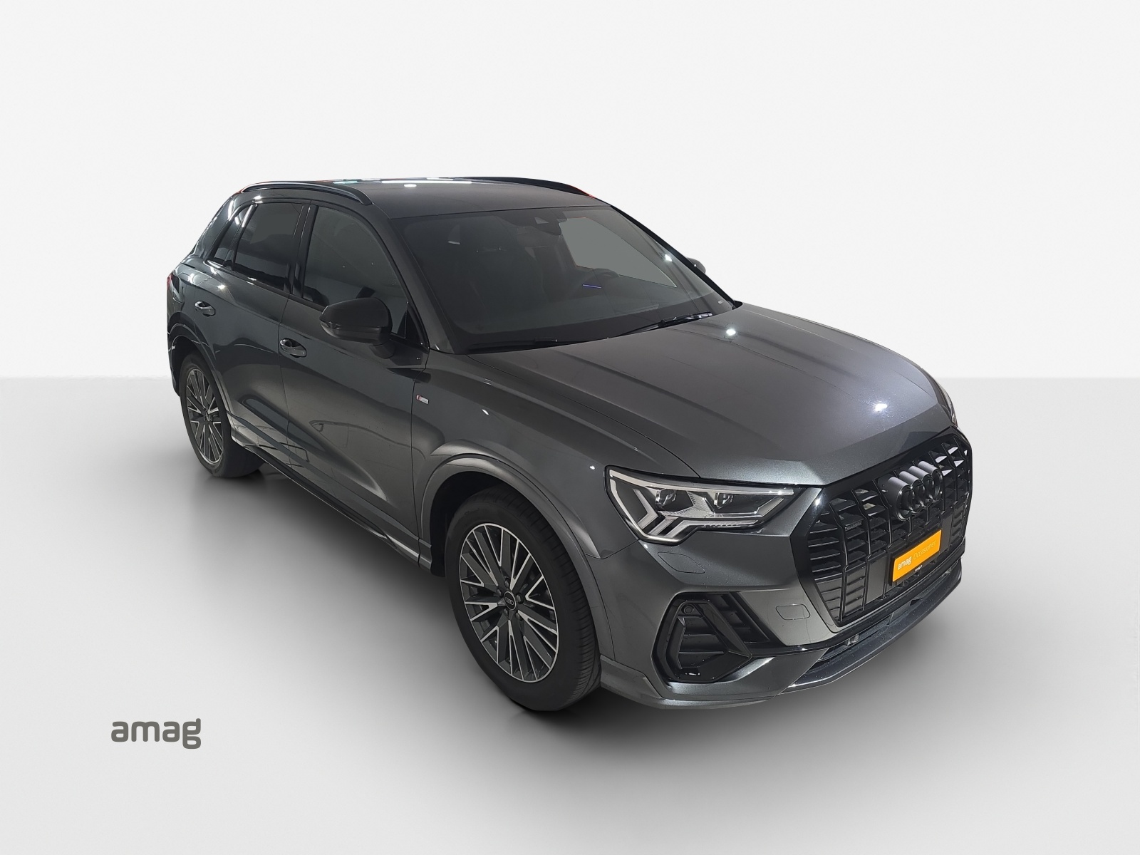 AUDI Q3 Sportback 40 TFSI S line quattro S-tronic-image-13