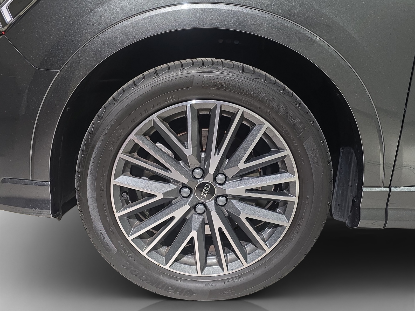 AUDI Q3 Sportback 40 TFSI S line quattro S-tronic-image-15