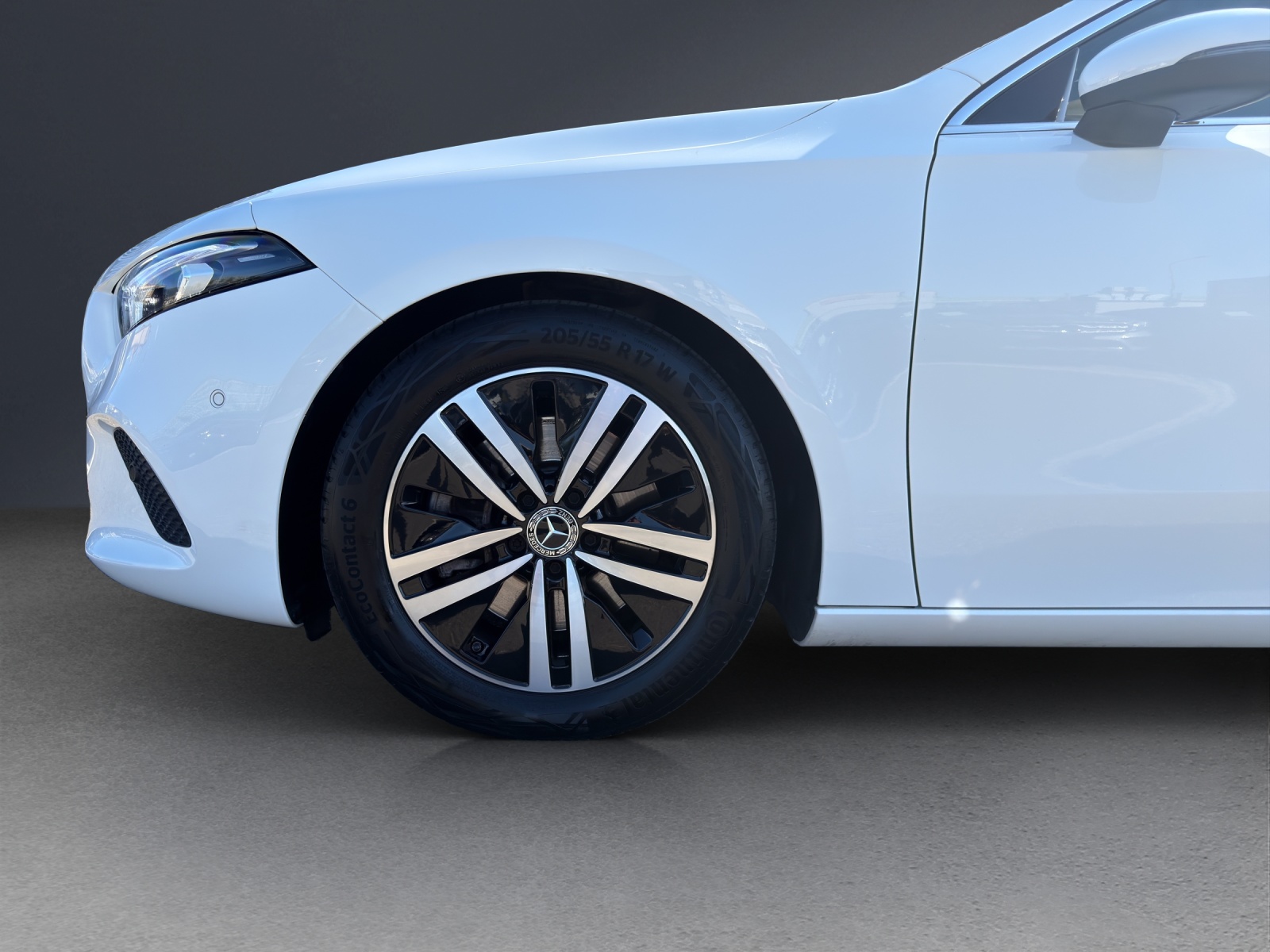 MERCEDES-BENZ A 250 4Matic Progressive 7G-DCT-image-6