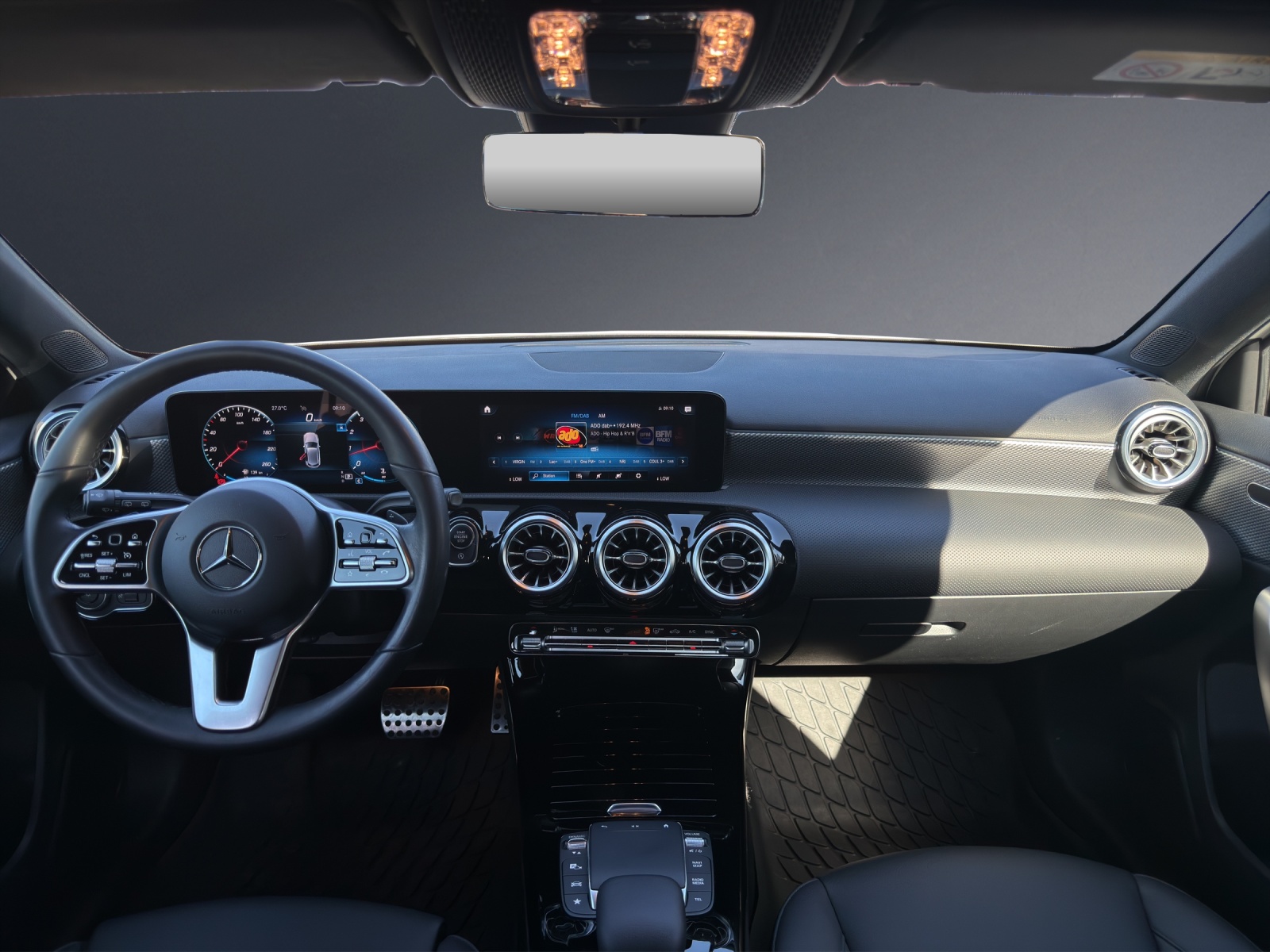 MERCEDES-BENZ A 250 4Matic Progressive 7G-DCT-image-10