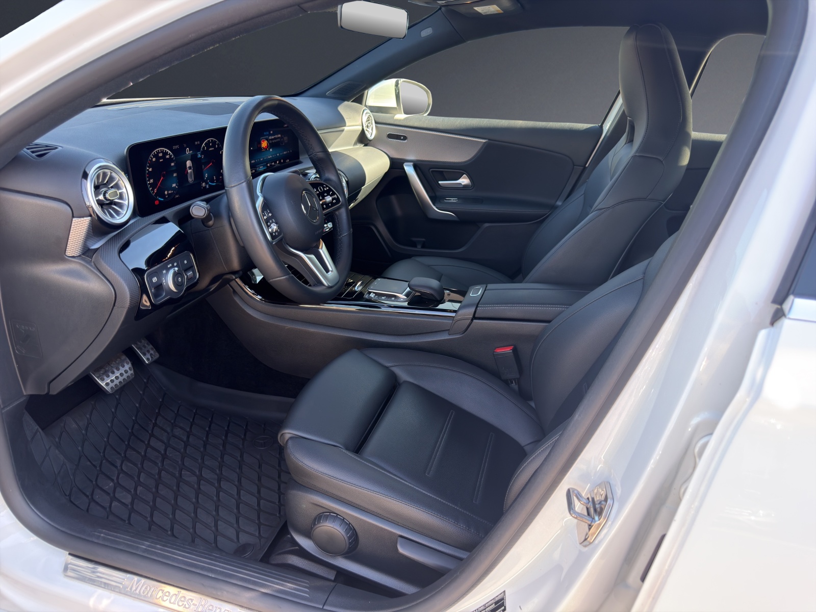 MERCEDES-BENZ A 250 4Matic Progressive 7G-DCT-image-8