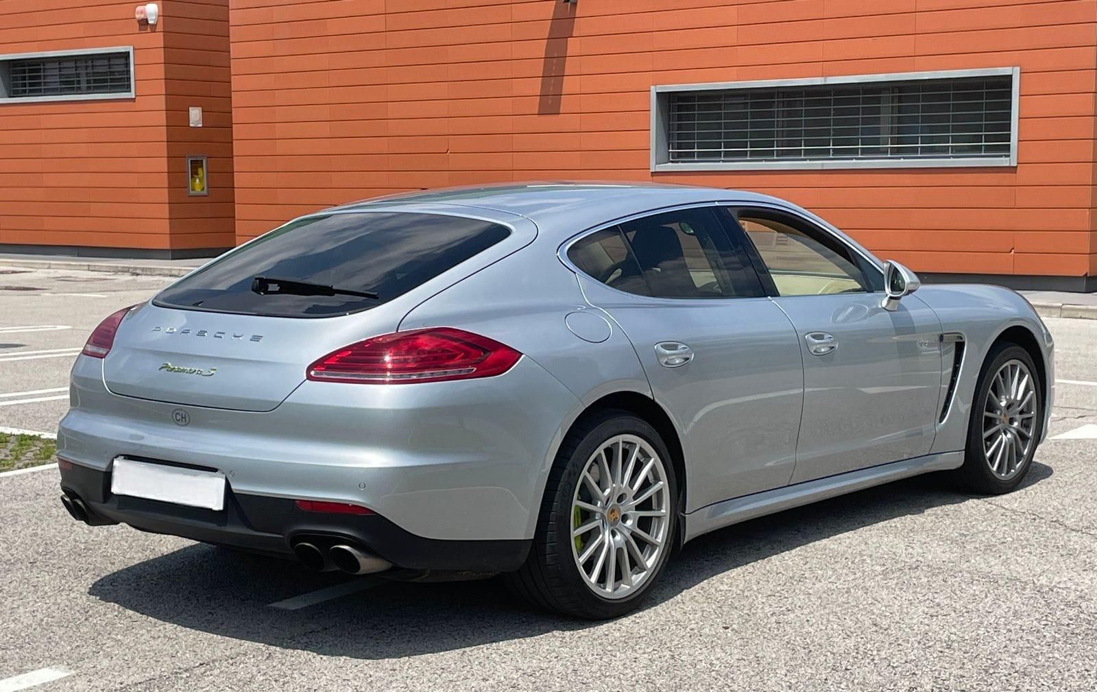 PORSCHE 3.0 V6 S E-Hybrid-image-2