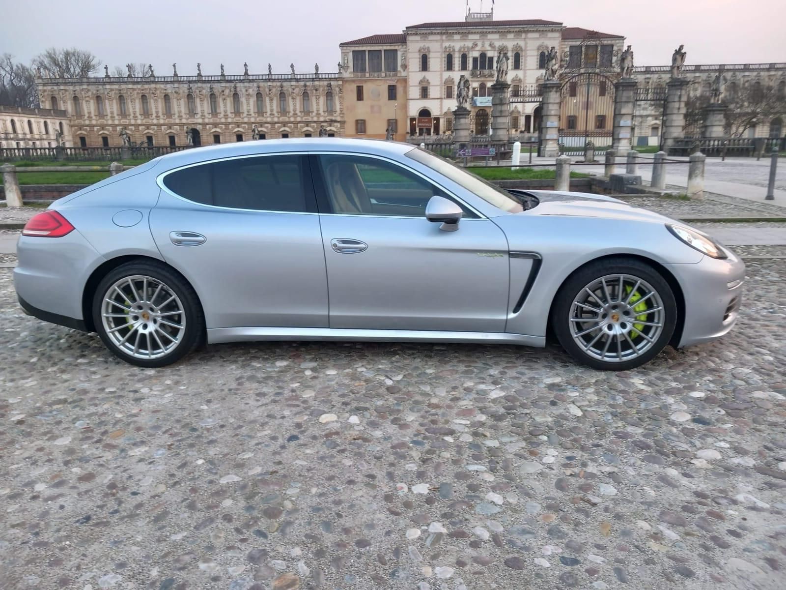 PORSCHE 3.0 V6 S E-Hybrid-image-0