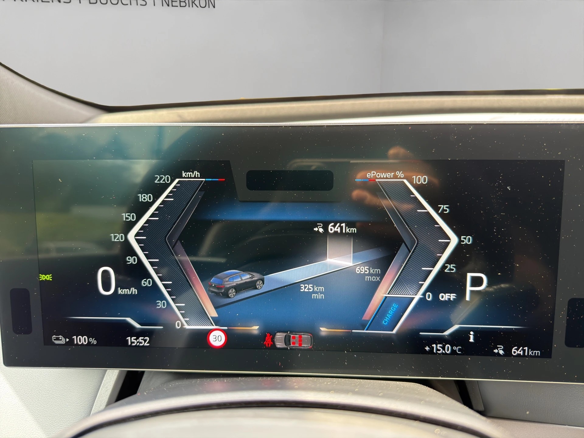 BMW iX xDrive60 M Sport Pro-image-14