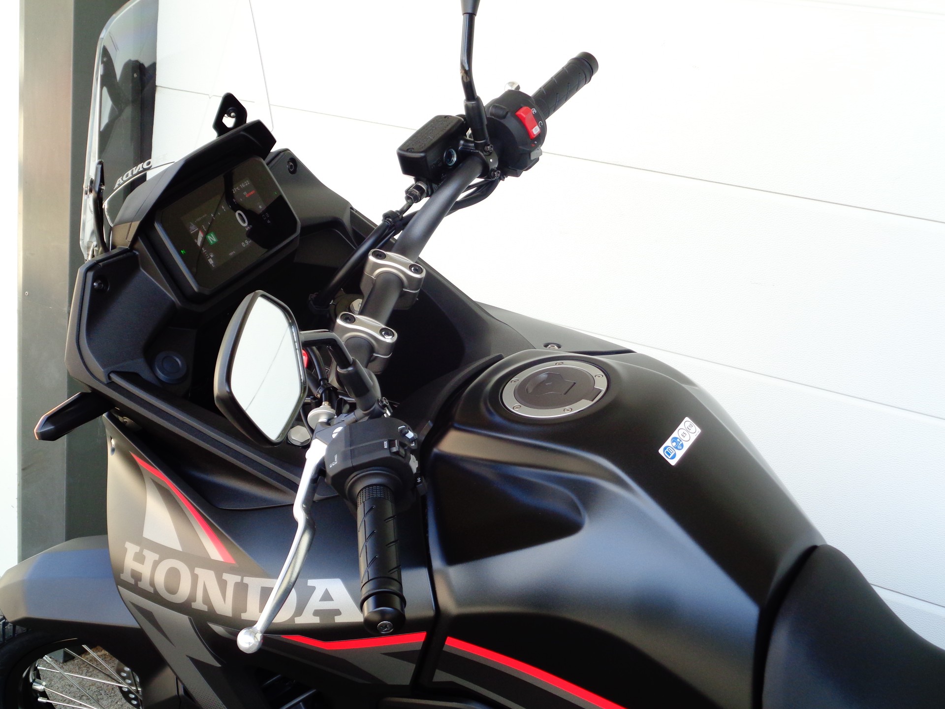 HONDA XL 750 Transalp E-Clutch-image-11