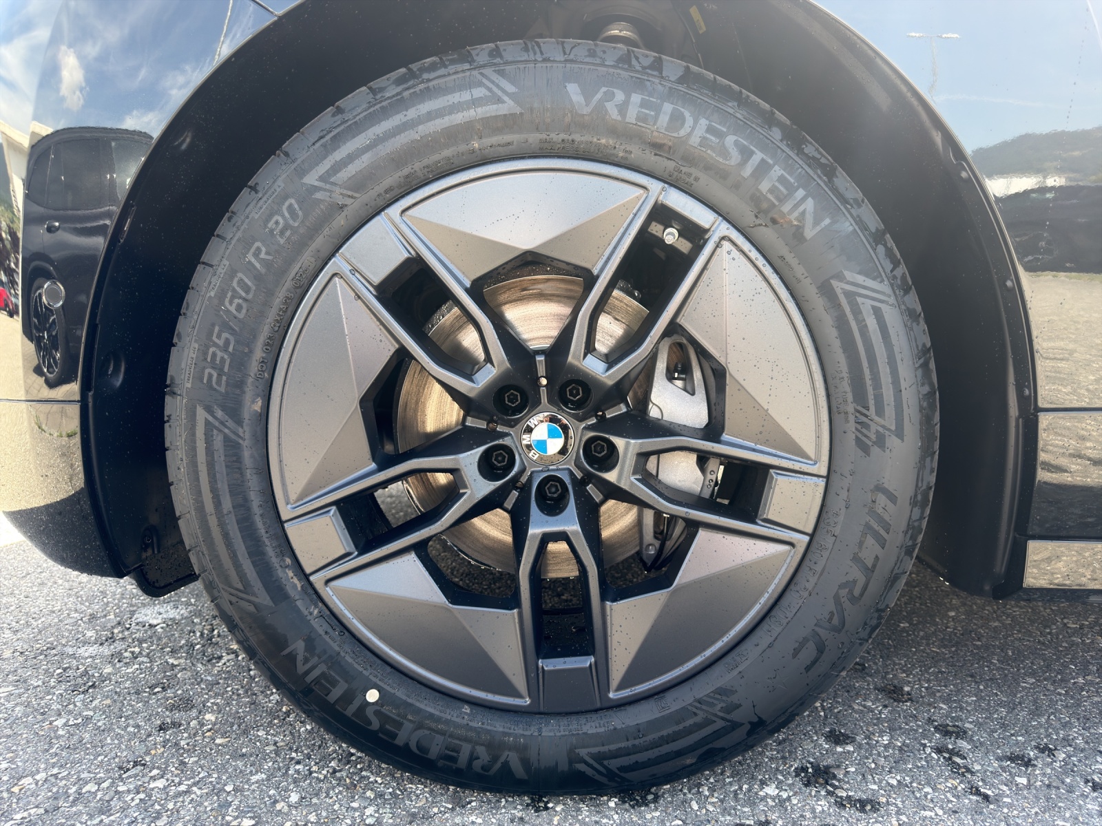 BMW iX xDrive60-image-20