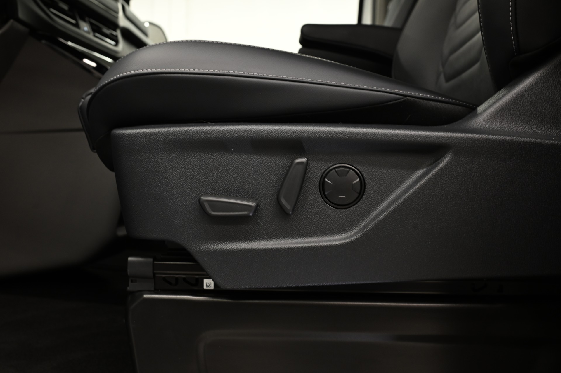 FORD Tourneo Custom 320 L2 2.0 EcoBlue 170 Titanium X 4x4-image-18