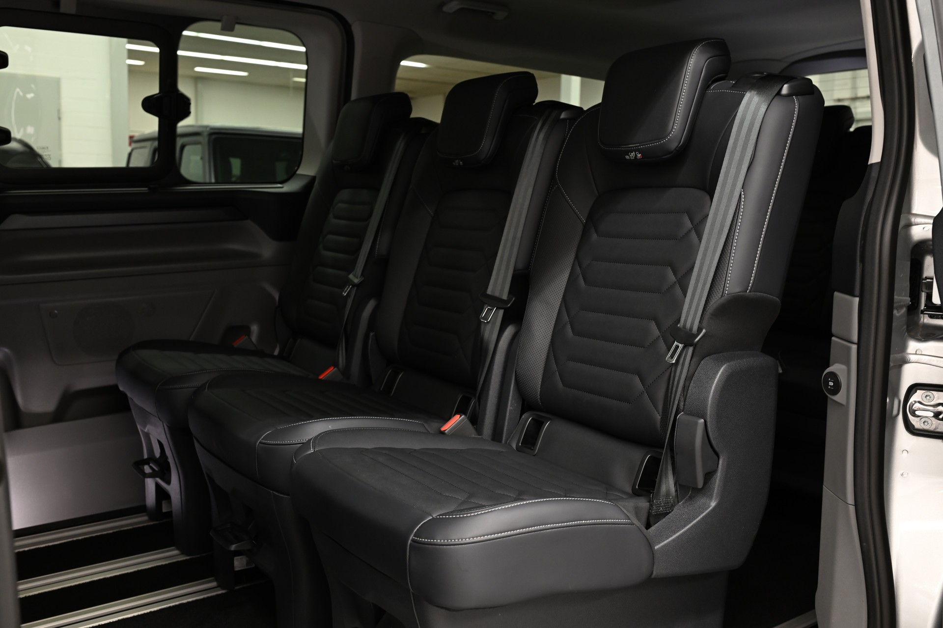 FORD Tourneo Custom 320 L2 2.0 EcoBlue 170 Titanium X 4x4-image-20