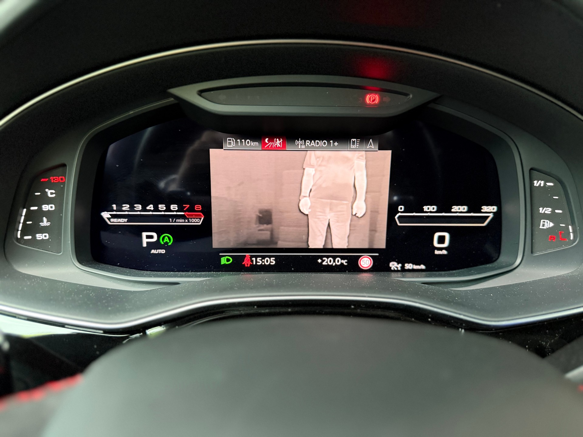 AUDI RSQ8 quattro tiptronic-image-15