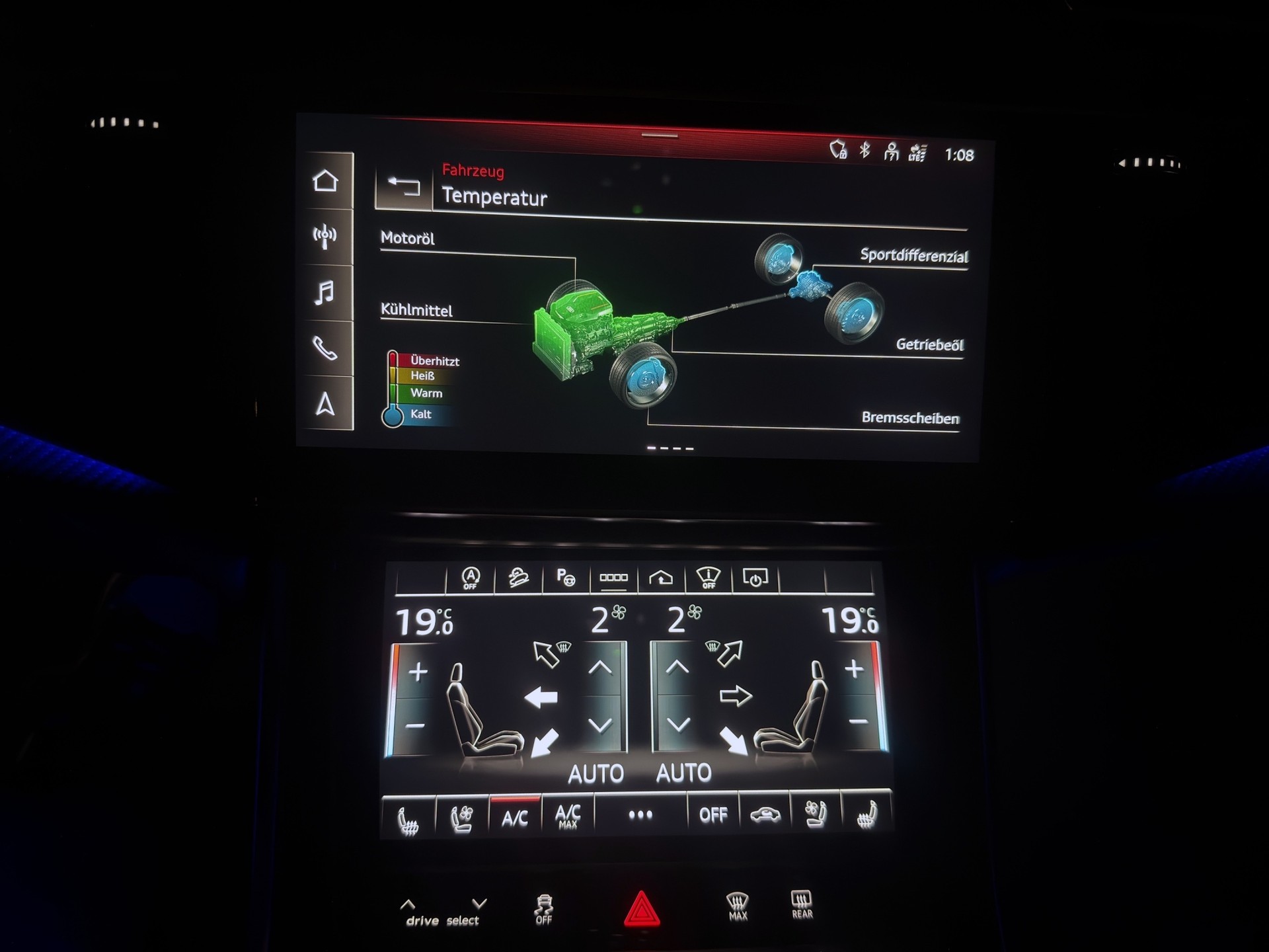 AUDI RSQ8 quattro tiptronic-image-16