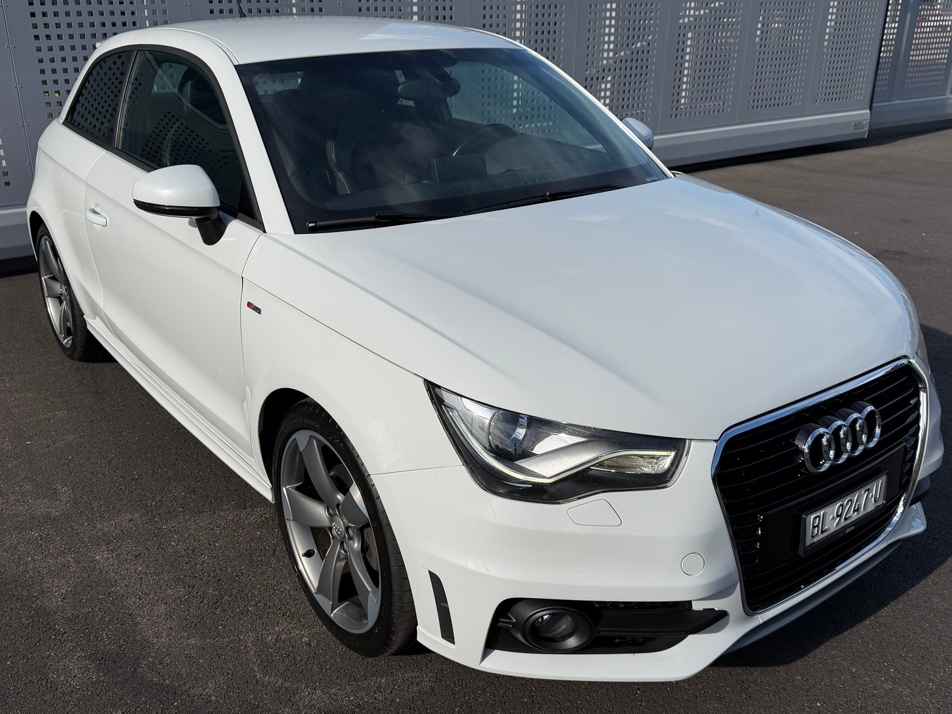 AUDI A1 Sport 1.4 TFSI Ambition S-tronic-image-0