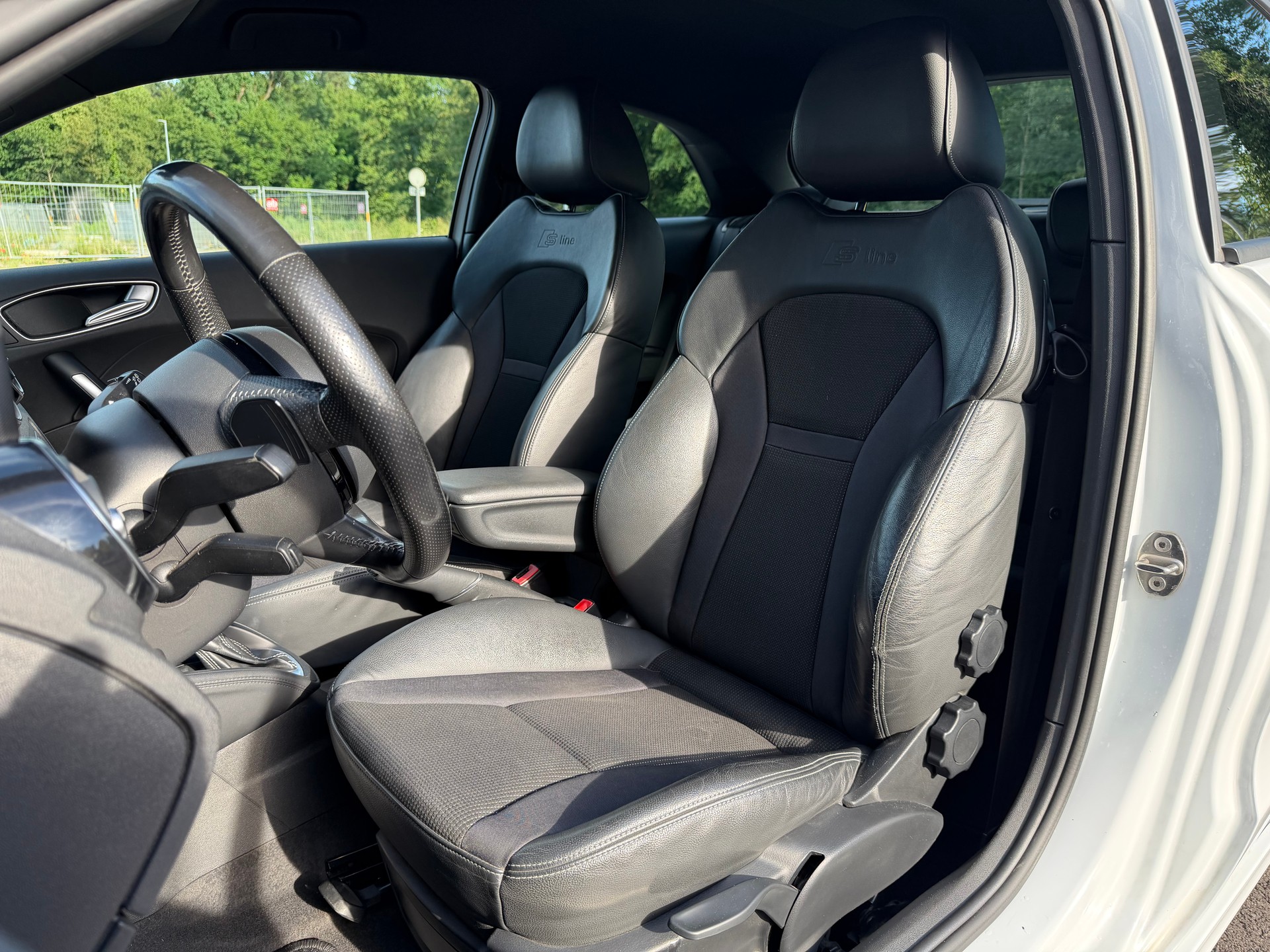 AUDI A1 Sport 1.4 TFSI Ambition S-tronic-image-15