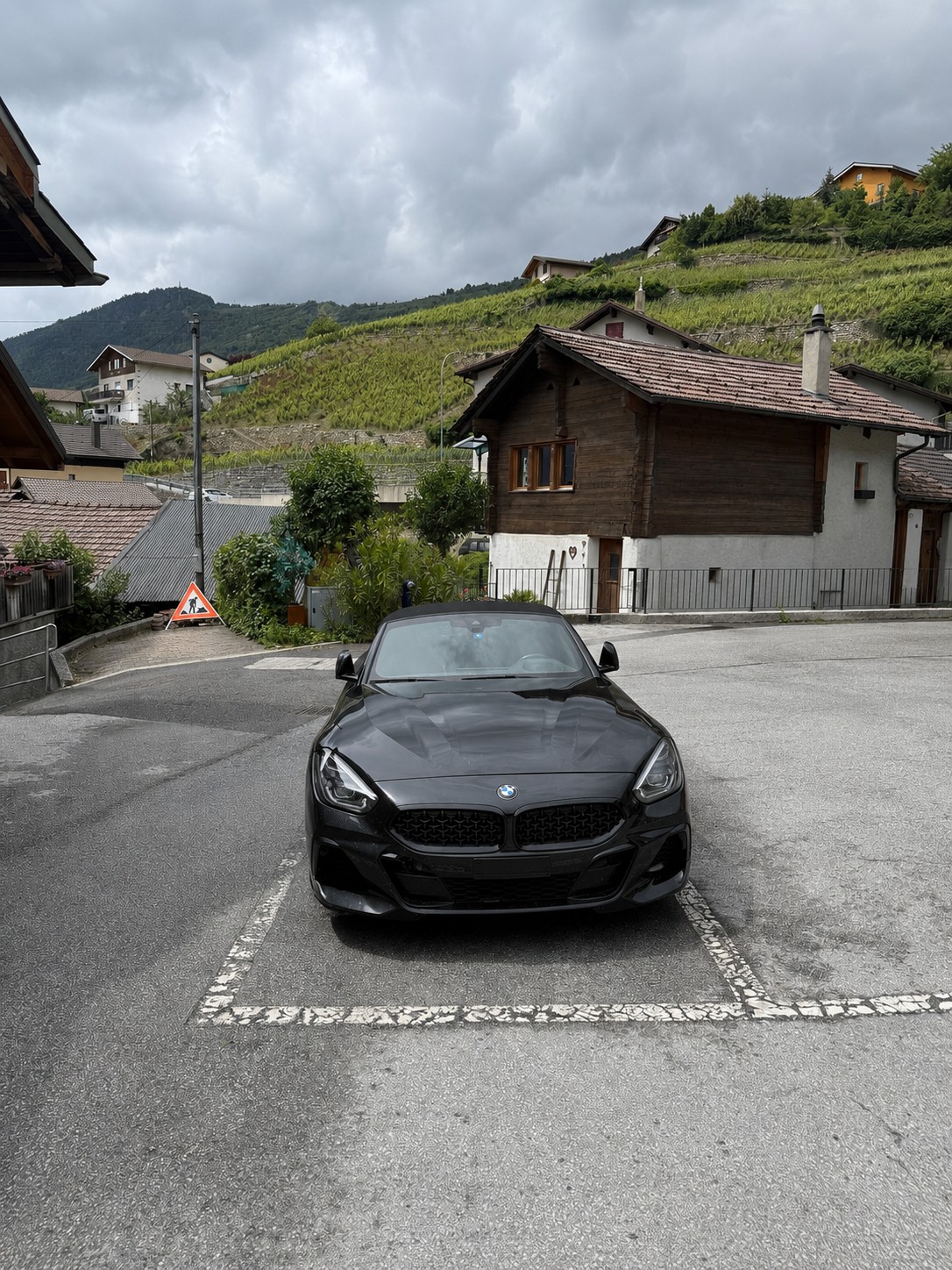 BMW 30i sDrive-image-1