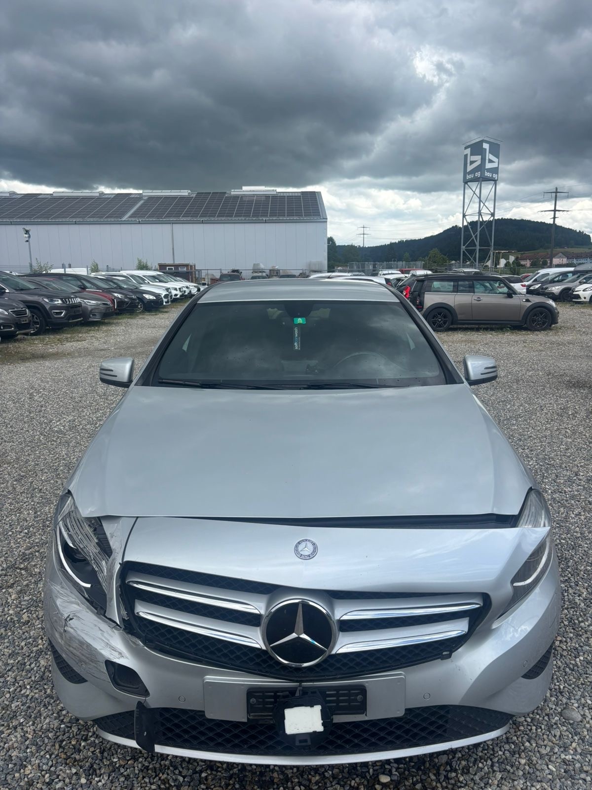 MERCEDES-BENZ A 180-image-1