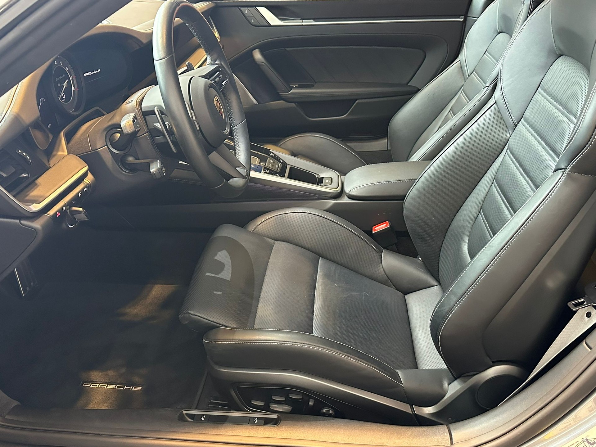 PORSCHE 911 Turbo S PDK-image-8
