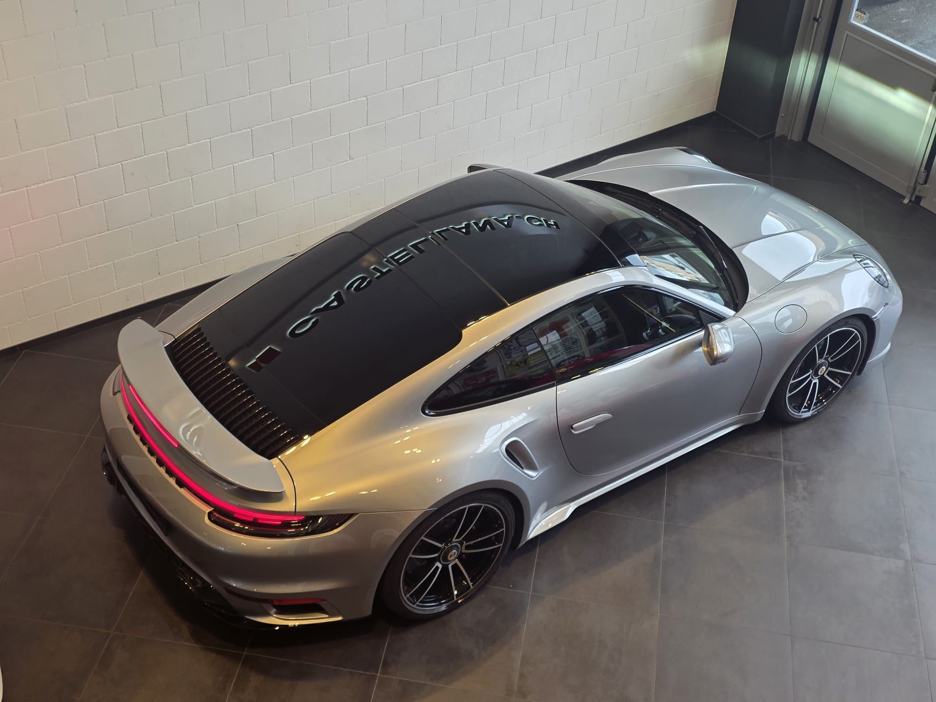 PORSCHE 911 Turbo S PDK-image-7