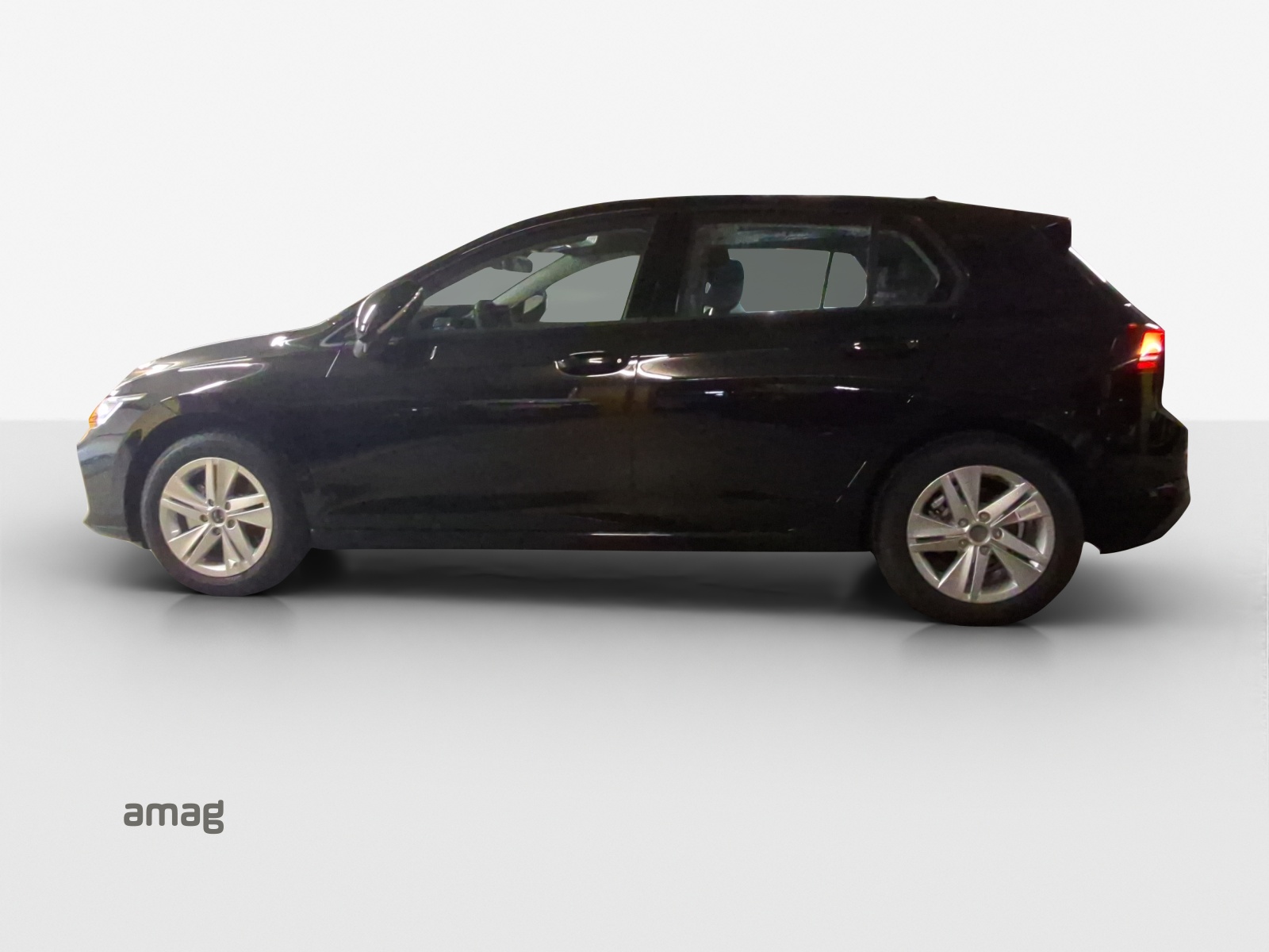 VW Golf 1.5 TSI Basis-image-1