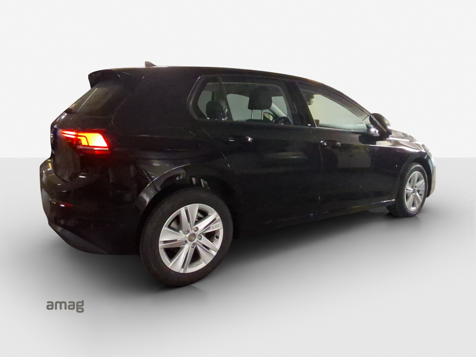 VW Golf 1.5 TSI Basis-image-4