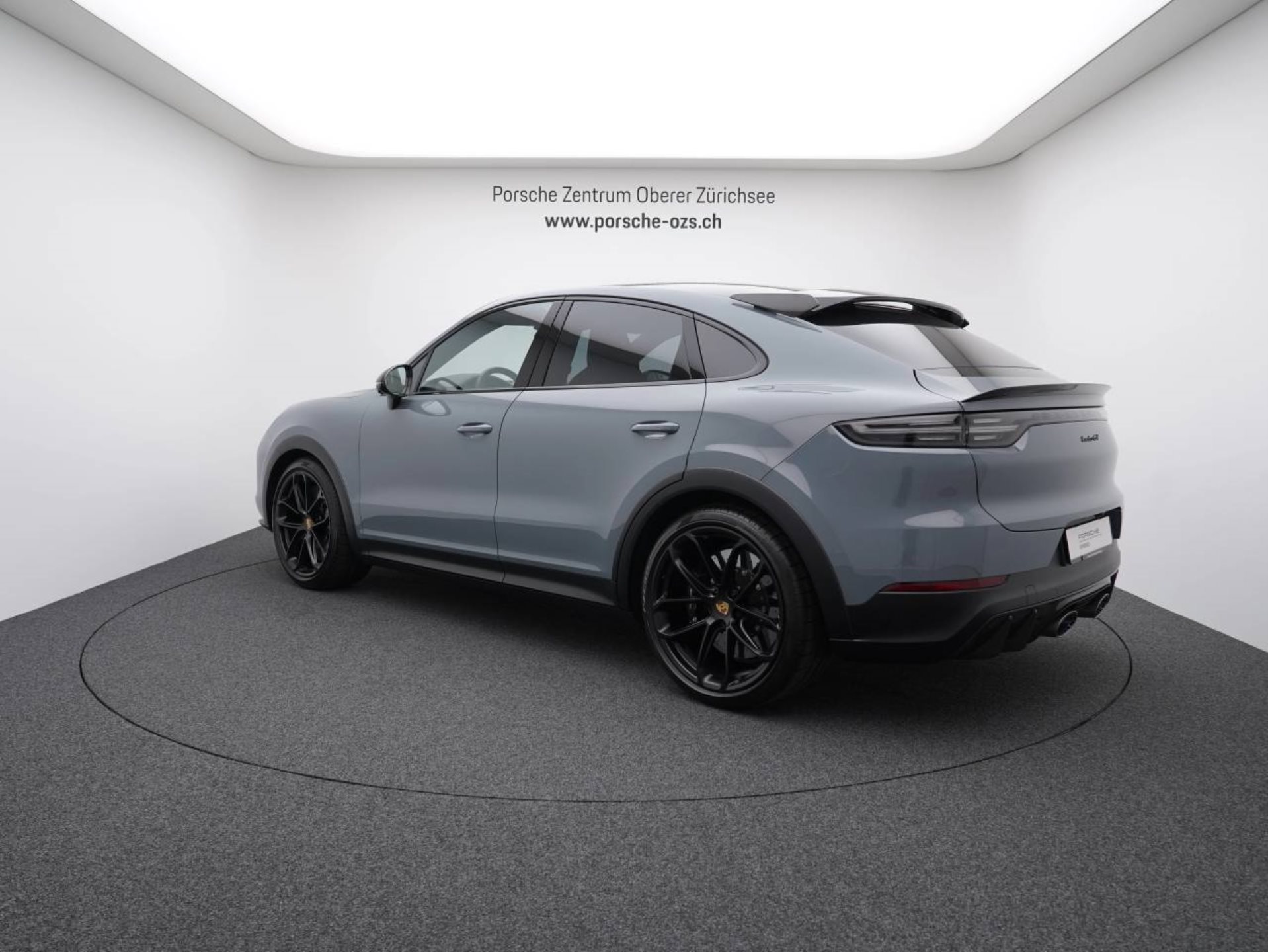 PORSCHE Cayenne Turbo GT-image-2