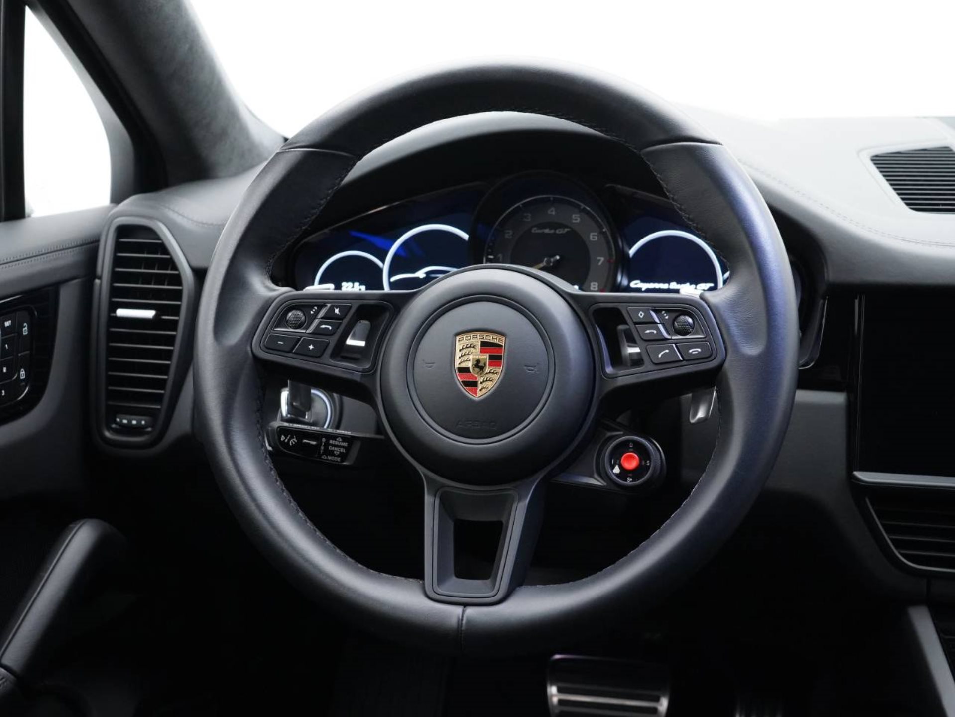 PORSCHE Cayenne Turbo GT-image-15