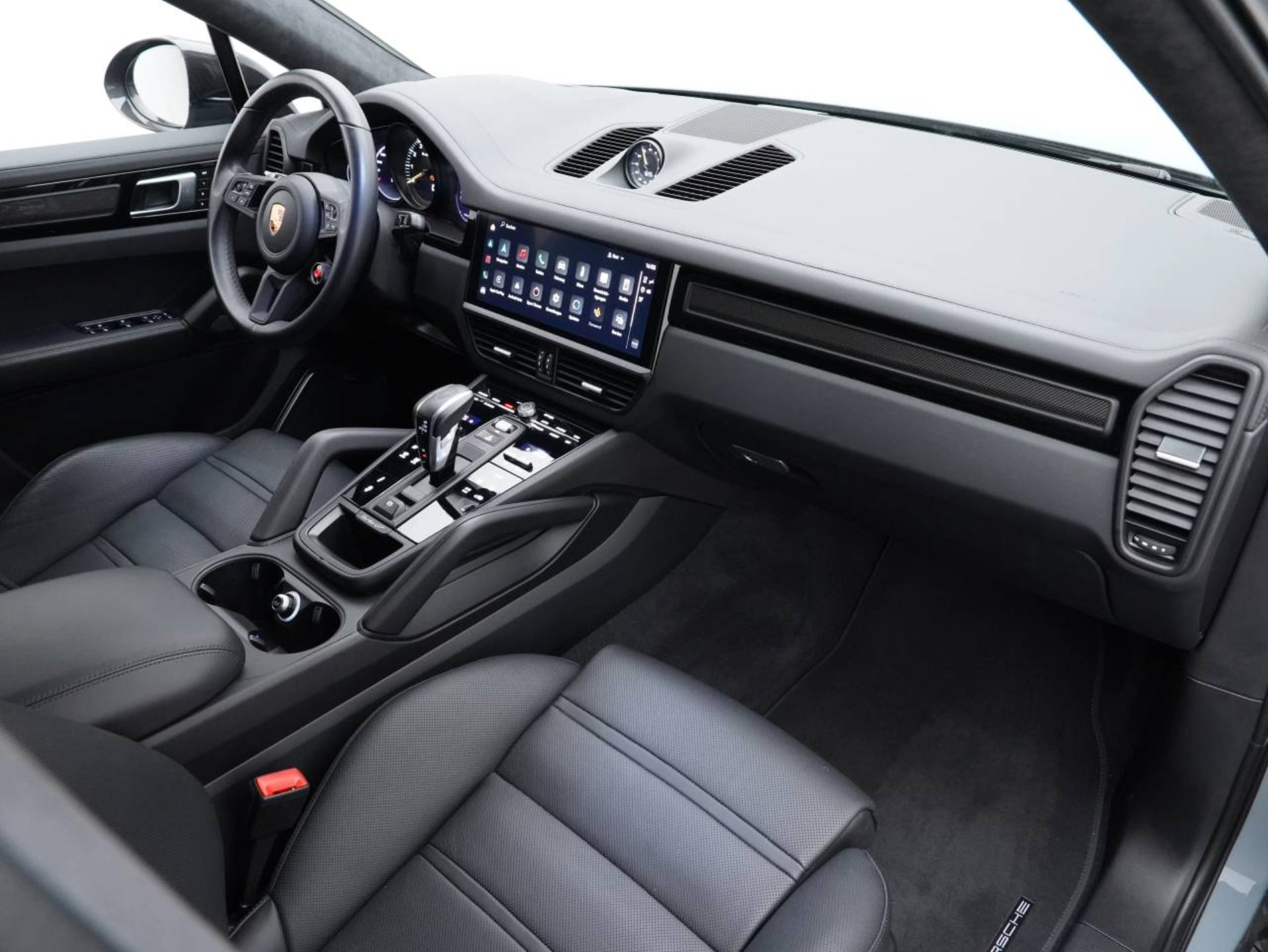 PORSCHE Cayenne Turbo GT-image-23