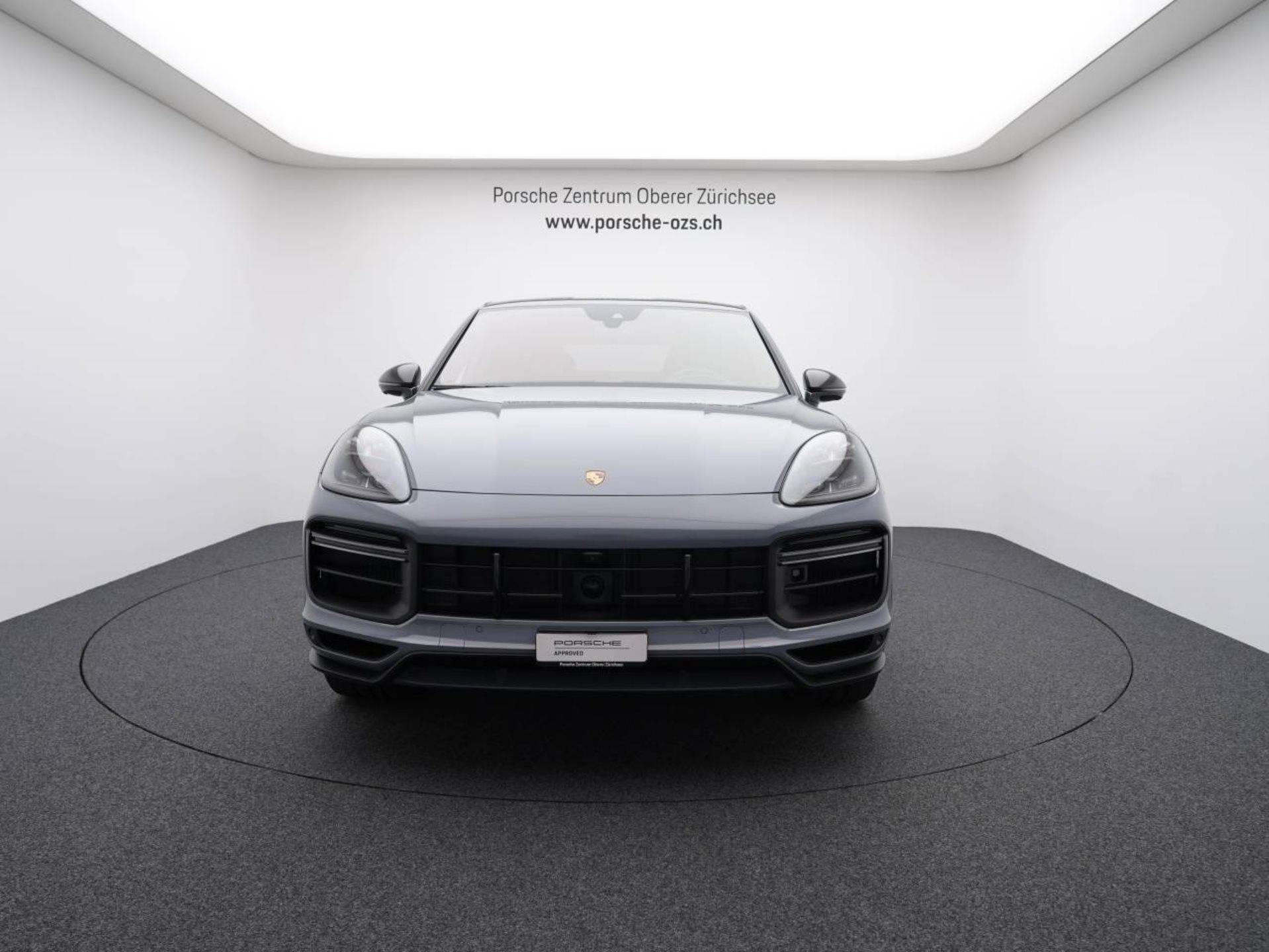 PORSCHE Cayenne Turbo GT-image-9