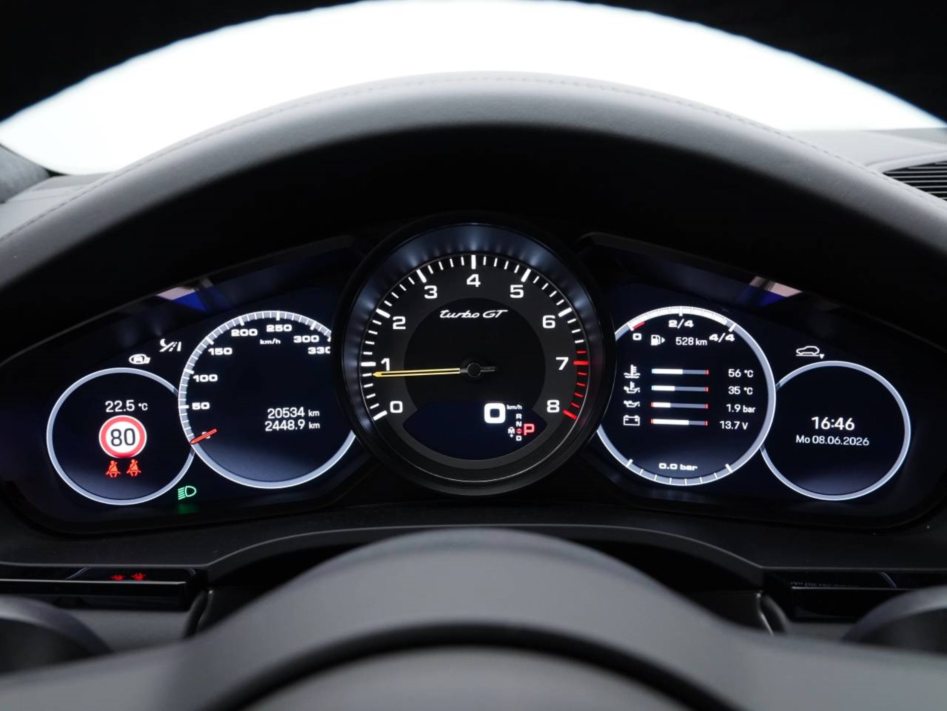 PORSCHE Cayenne Turbo GT-image-16