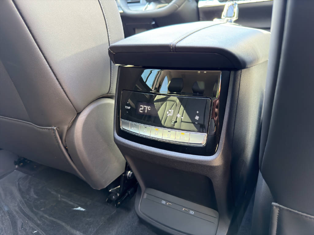 MG S9 1.5 PHEV Premium-image-14