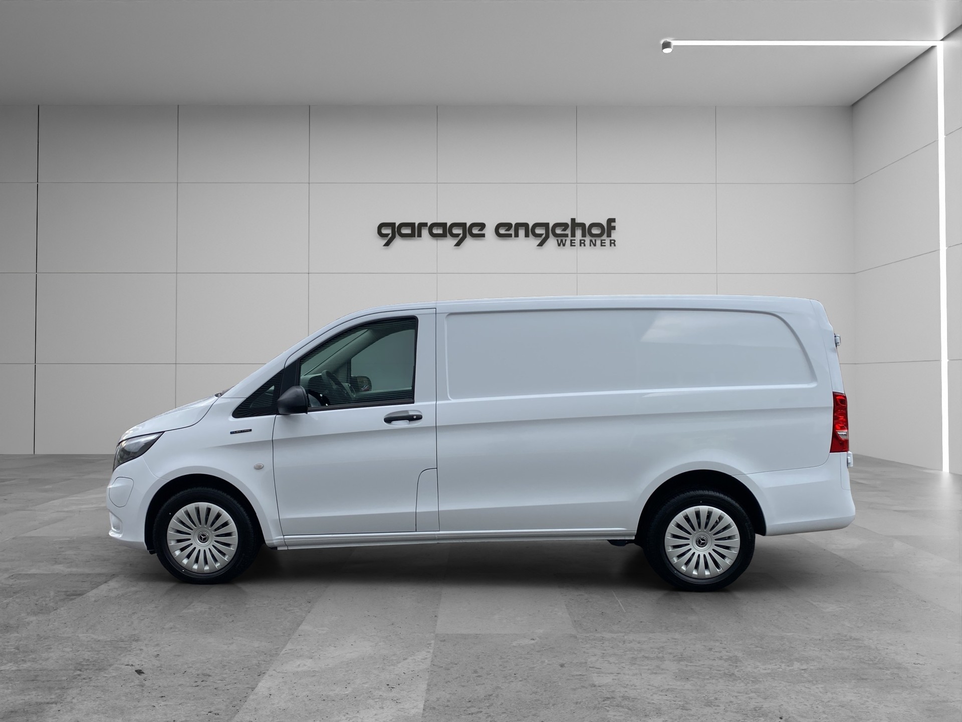 MERCEDES-BENZ eVito 112 Lang-image-2