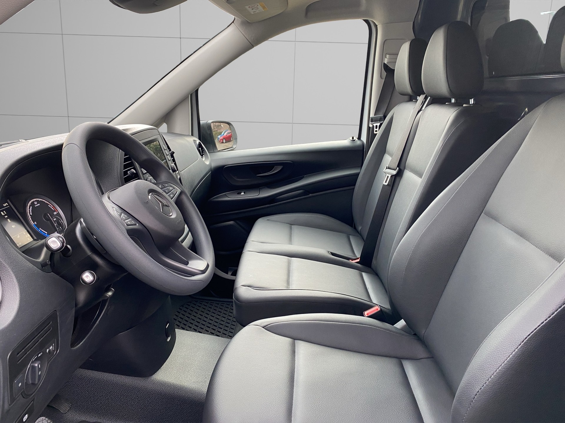 MERCEDES-BENZ eVito 112 Lang-image-9
